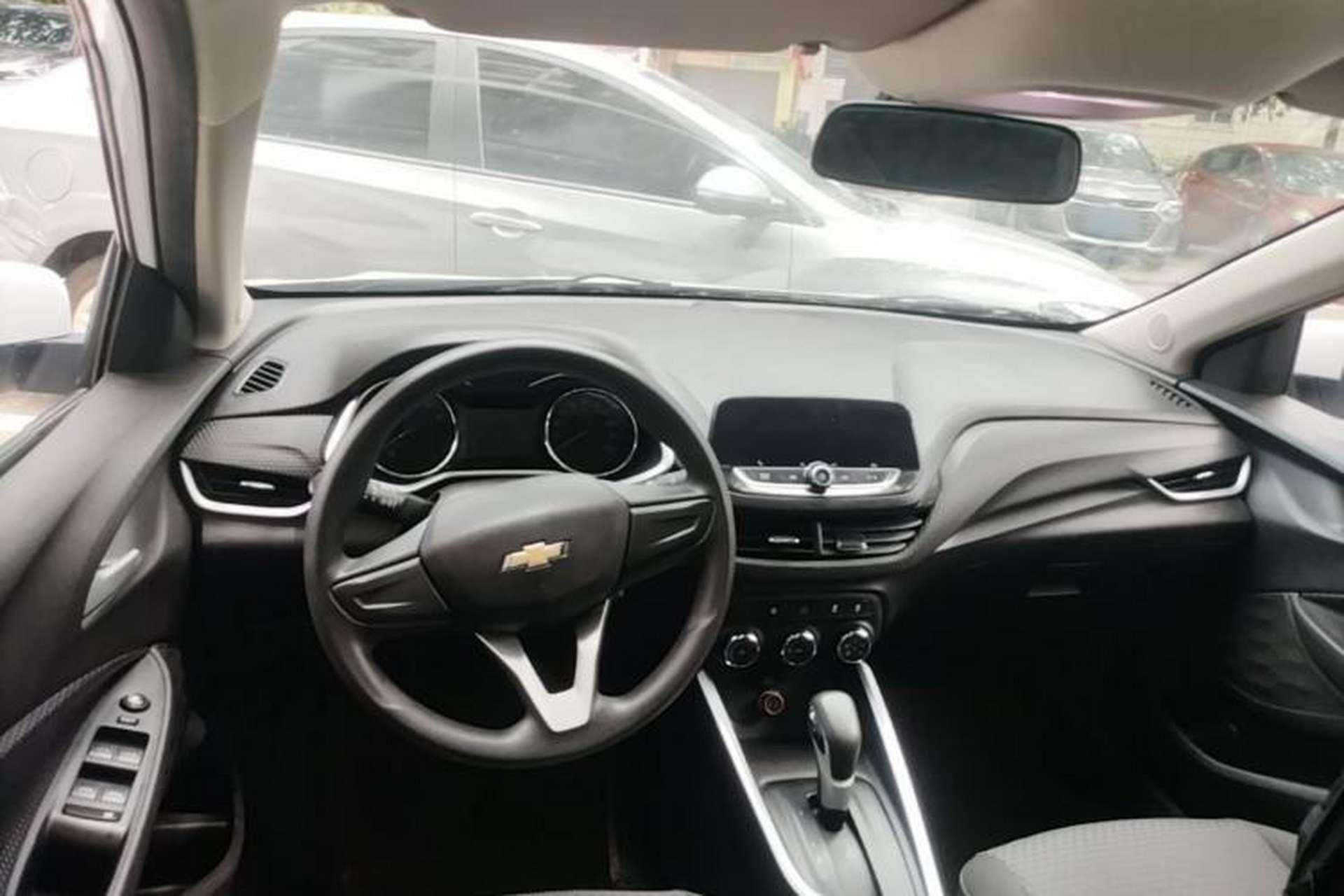 Used Chevrolet Cavalier 2022 325T Automatic Enjoyment Edition Center Console