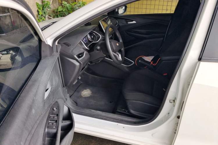Used Chevrolet Cavalier 2022 Redline 325T Automatic Xinyao Edition Driver Seat