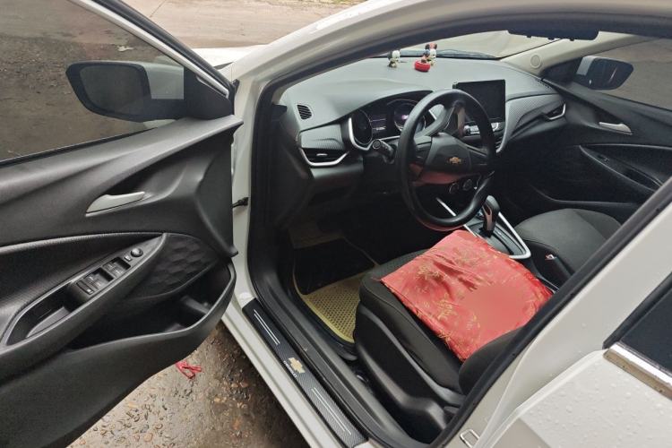 Used Chevrolet Cavalier 2022 325T Automatic Enjoyment Edition Driver Seat