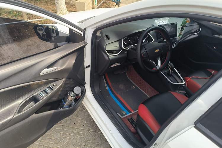 Used Chevrolet Cavalier 2022 325T Automatic Enjoyment Edition Driver Seat