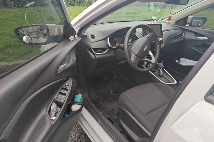 Used Chevrolet Cavalier 2022 325T Automatic Enjoyment Edition Driver Seat