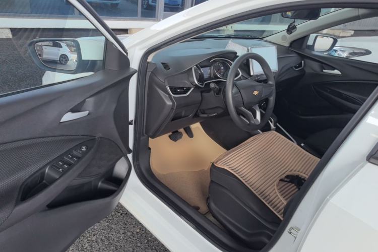 Used Chevrolet Cavalier 2022 325T Automatic Enjoyment Edition Driver Seat