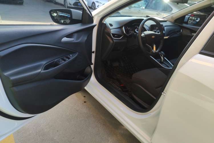 Used Chevrolet Cavalier 2022 325T Automatic Enjoyment Edition Driver Seat