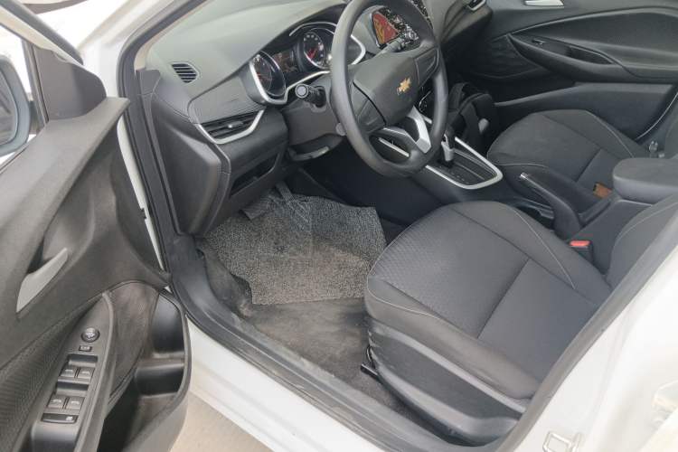 Used Chevrolet Cavalier 2022 325T Automatic Enjoyment Edition Driver Seat