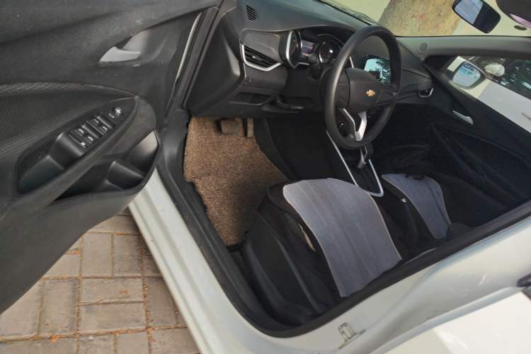 Used Chevrolet Cavalier 2022 325T Automatic Enjoyment Edition Driver Seat