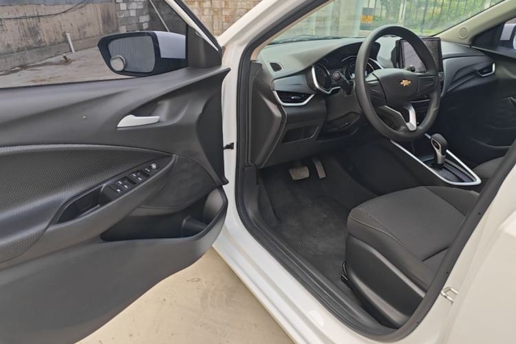 Used Chevrolet Cavalier 2022 325T Automatic Enjoyment Edition Driver Seat