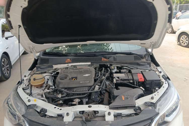 Used Chevrolet Cavalier 2022 325T Automatic Enjoyment Edition Engine Bay