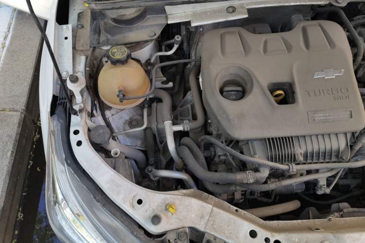 Used Chevrolet Cavalier 2022 Redline 325T Automatic Xinyao Edition Engine Bay Right