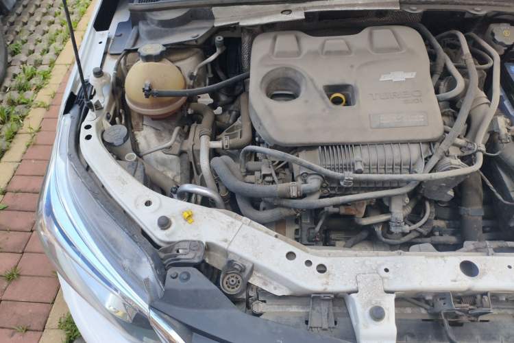 Used Chevrolet Cavalier 2022 325T Automatic Enjoyment Edition Engine Bay Right