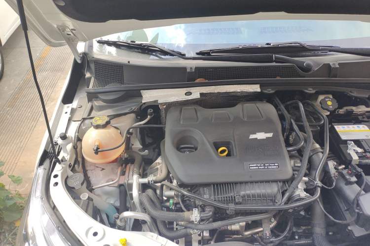 Used Chevrolet Cavalier 2022 325T Automatic Enjoyment Edition Engine Bay Right