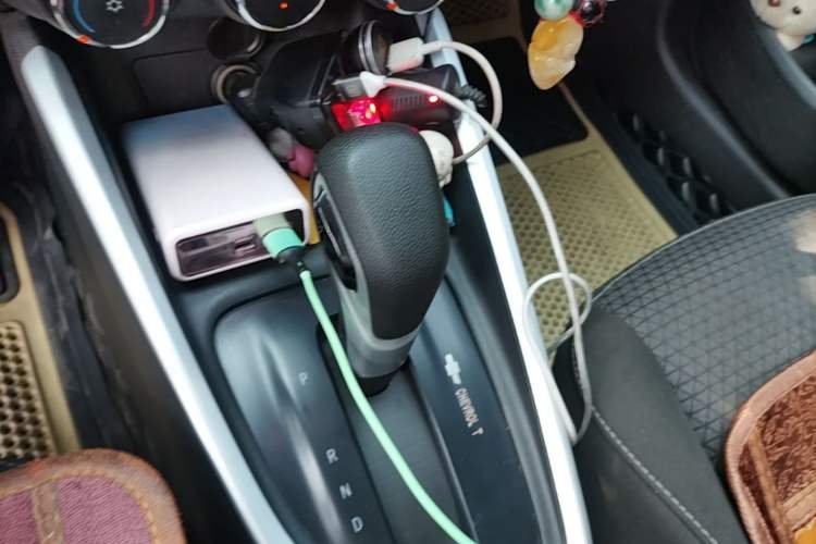Used Chevrolet Cavalier 2022 325T Automatic Enjoyment Edition Gear Lever