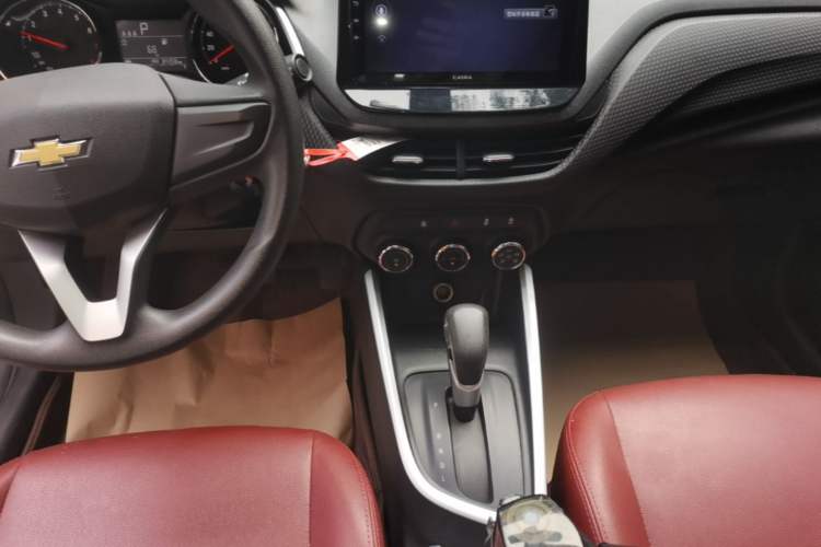 Used Chevrolet Cavalier 2022 325T Automatic Enjoyment Edition Gear Lever