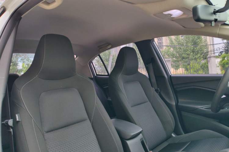 Used Chevrolet Cavalier 2022 325T Automatic Enjoyment Edition Headliner