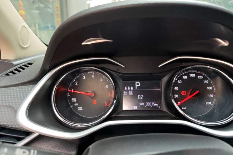 Used Chevrolet Cavalier 2022 325T Automatic Enjoyment Edition Instrument Cluster