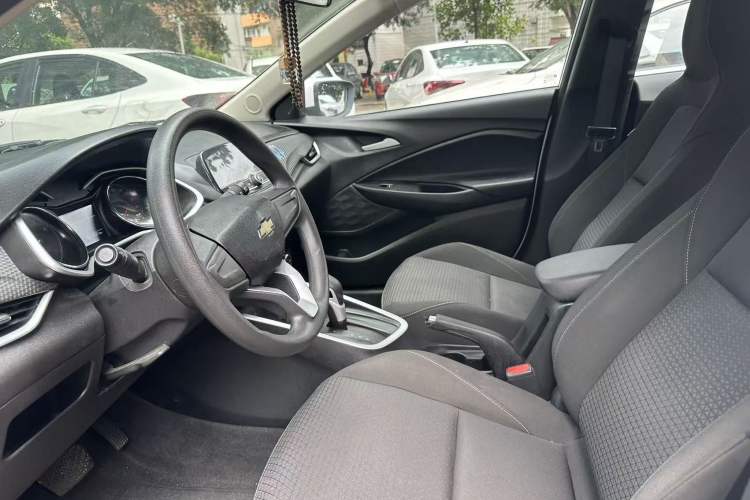 Used Chevrolet Cavalier 2022 325T Automatic Enjoyment Edition Interior 1
