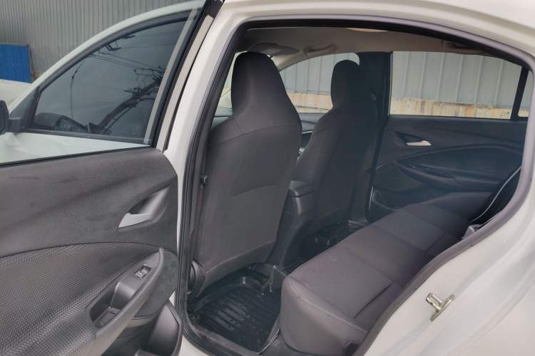 Used Chevrolet Cavalier 2022 325T Automatic Enjoyment Edition Interior 2