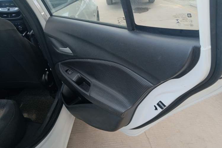 Used Chevrolet Cavalier 2022 325T Automatic Enjoyment Edition Interior 3