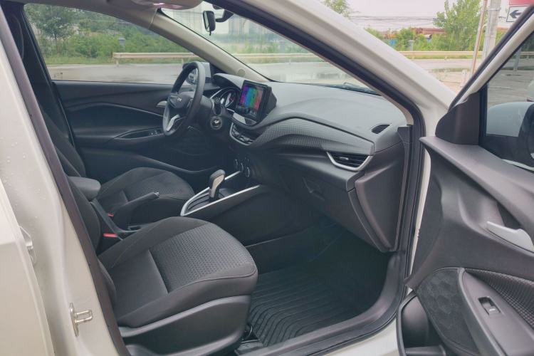 Used Chevrolet Cavalier 2022 325T Automatic Enjoyment Edition Interior 6