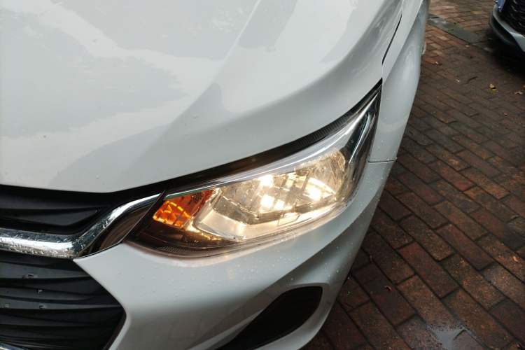 Used Chevrolet Cavalier 2022 325T Automatic Enjoyment Edition Left Front Headlight