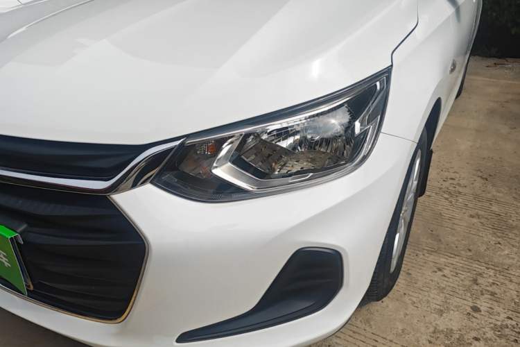Used Chevrolet Cavalier 2022 325T Automatic Enjoyment Edition Left Front Headlight