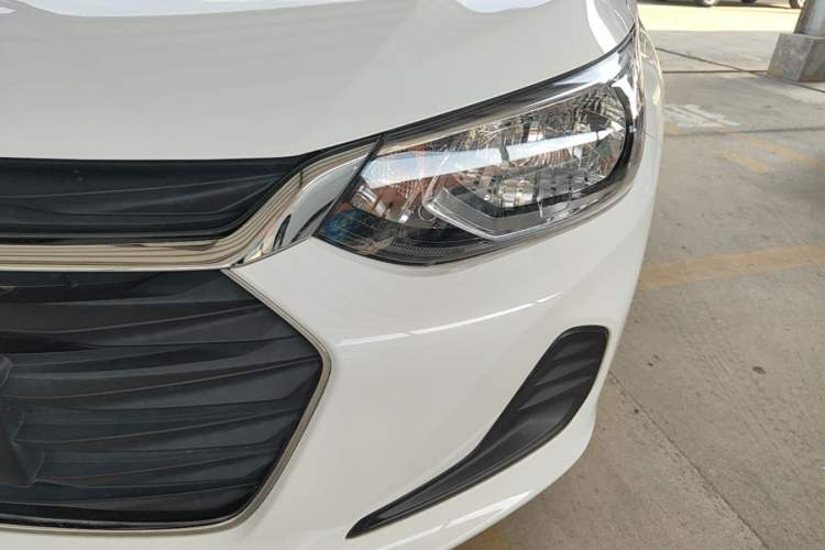 Used Chevrolet Cavalier 2022 325T Automatic Enjoyment Edition Left Front Headlight