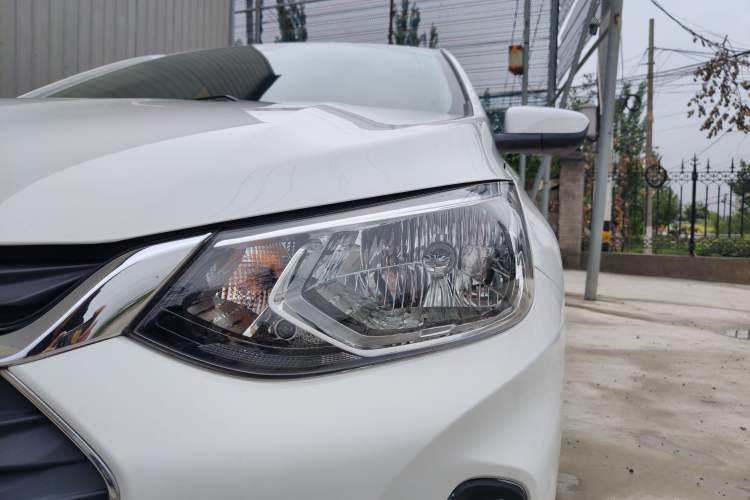 Used Chevrolet Cavalier 2022 325T Automatic Enjoyment Edition Left Front Headlight
