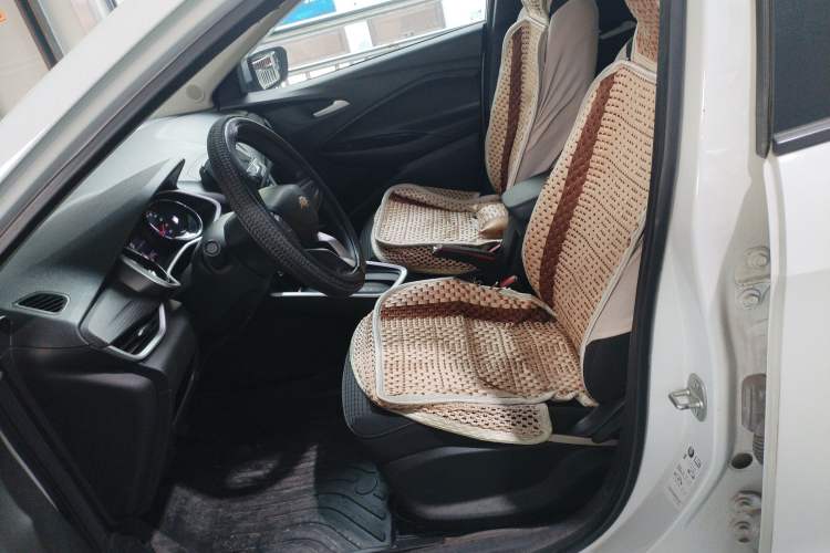 Used Chevrolet Cavalier 2022 325T Automatic Enjoyment Edition Left Front Seat