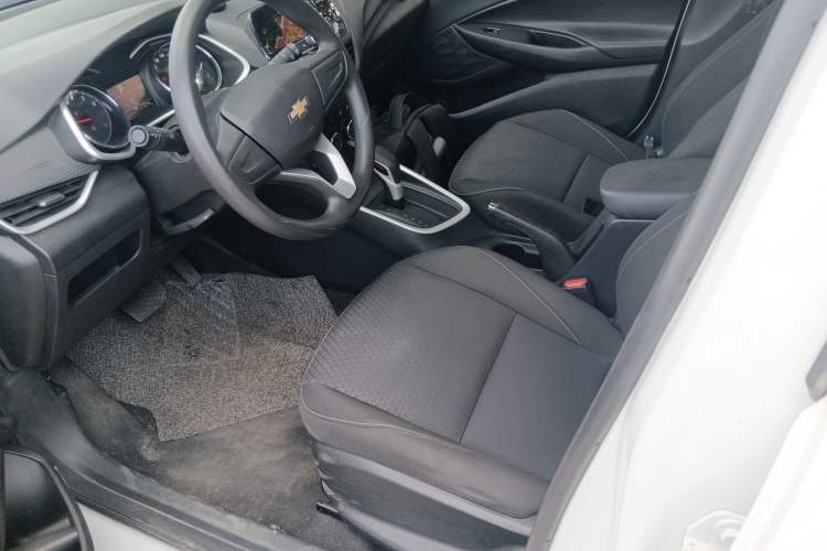 Used Chevrolet Cavalier 2022 325T Automatic Enjoyment Edition Left Front Seat