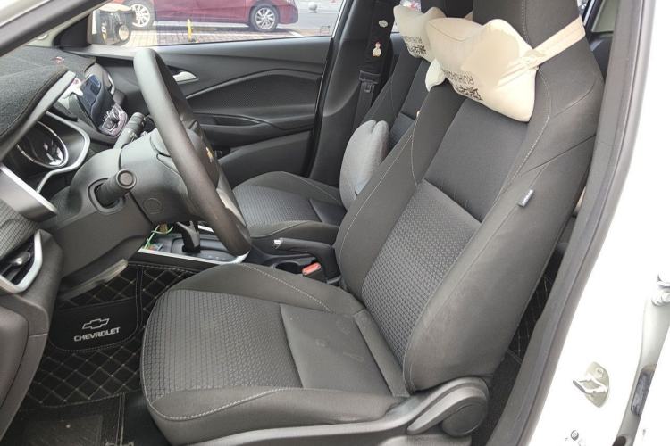 Used Chevrolet Cavalier 2022 325T Automatic Enjoyment Edition Left Front Seat