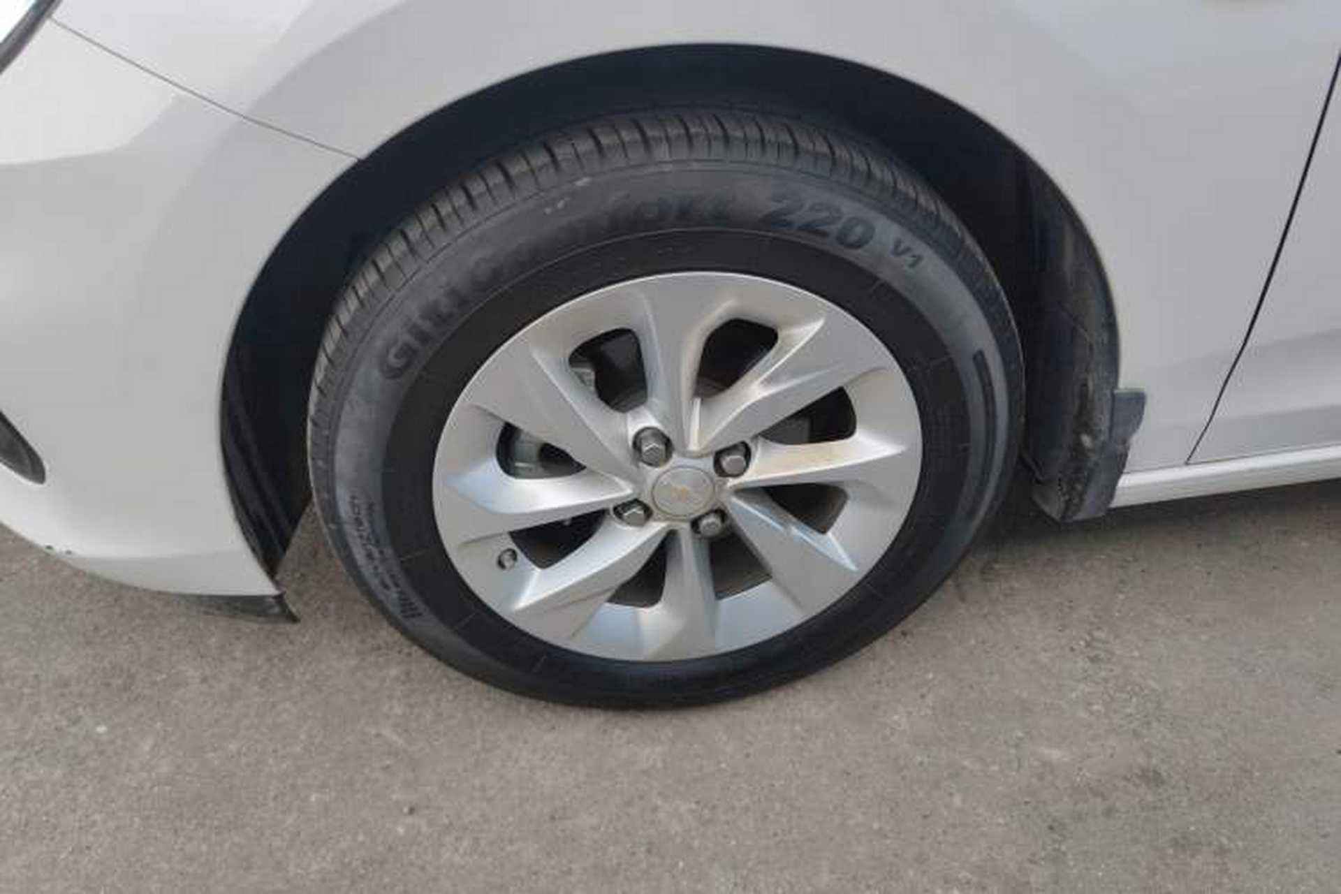 Used Chevrolet Cavalier 2022 325T Automatic Enjoyment Edition Left Front Wheel Hub