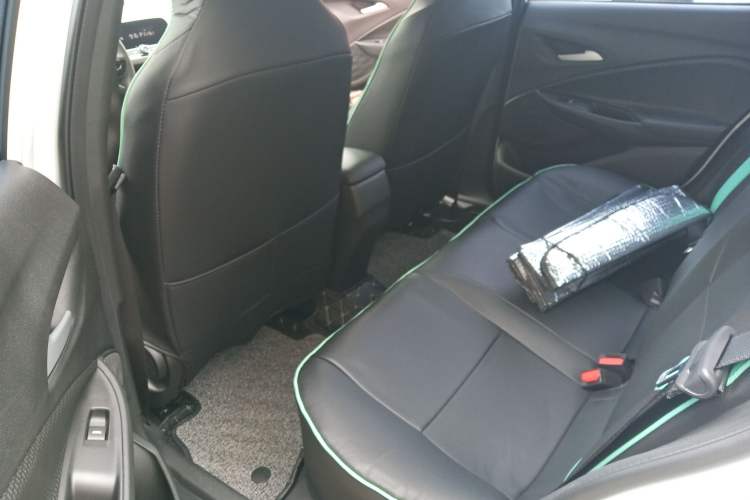 Used Chevrolet Cavalier 2022 325T Automatic Enjoyment Edition Left Rear Seat
