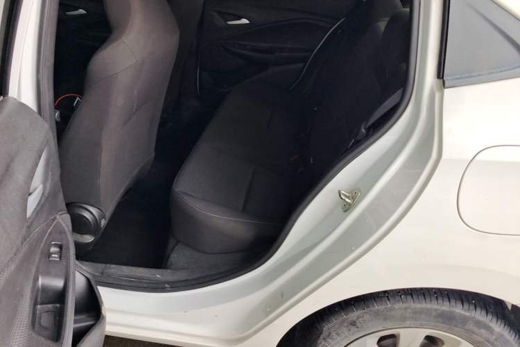 Used Chevrolet Cavalier 2022 Redline 325T Automatic Xinyao Edition Left Rear Seat