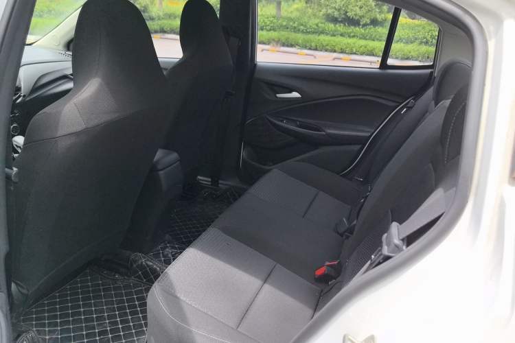 Used Chevrolet Cavalier 2022 325T Automatic Enjoyment Edition Left Rear Seat
