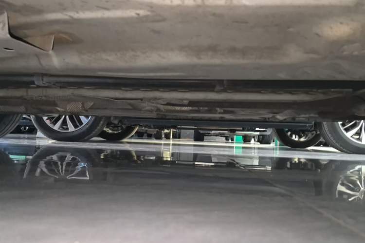 Used Chevrolet Cavalier 2022 325T Automatic Enjoyment Edition Left Side Sill