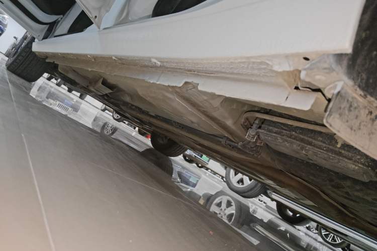 Used Chevrolet Cavalier 2022 Redline 325T Automatic Xinyao Edition Left Side Sill