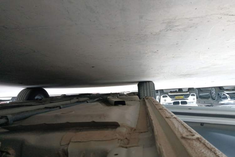 Used Chevrolet Cavalier 2022 325T Automatic Enjoyment Edition Left Side Sill