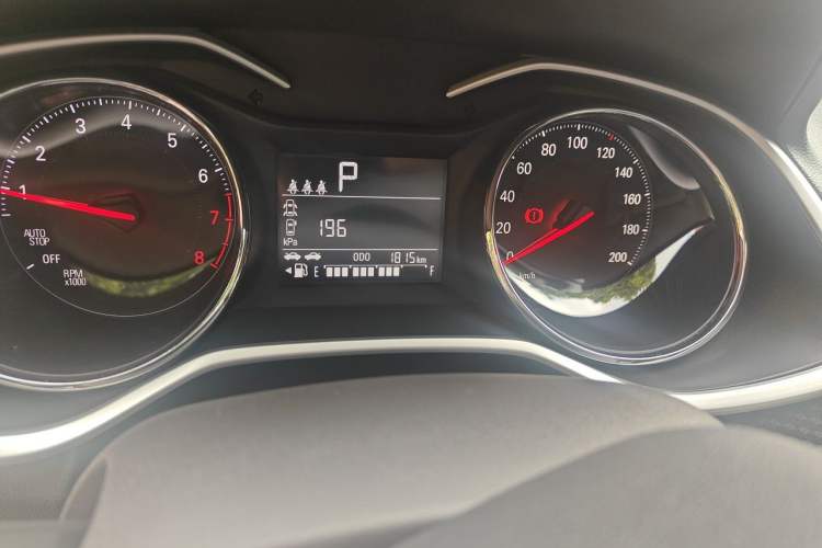 Used Chevrolet Cavalier 2022 325T Automatic Enjoyment Edition Odometer Close Up