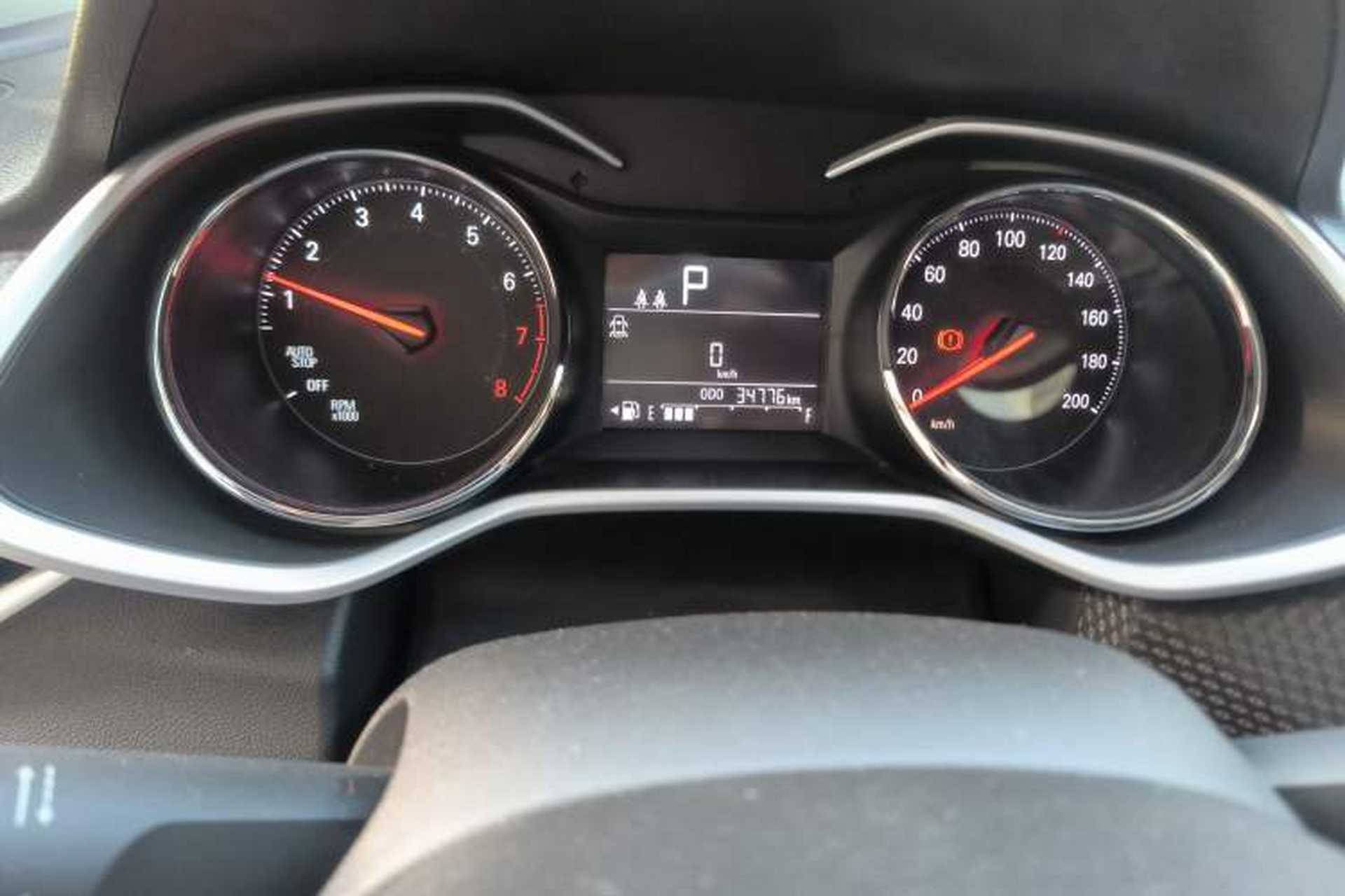 Used Chevrolet Cavalier 2022 325T Automatic Enjoyment Edition Odometer Close Up
