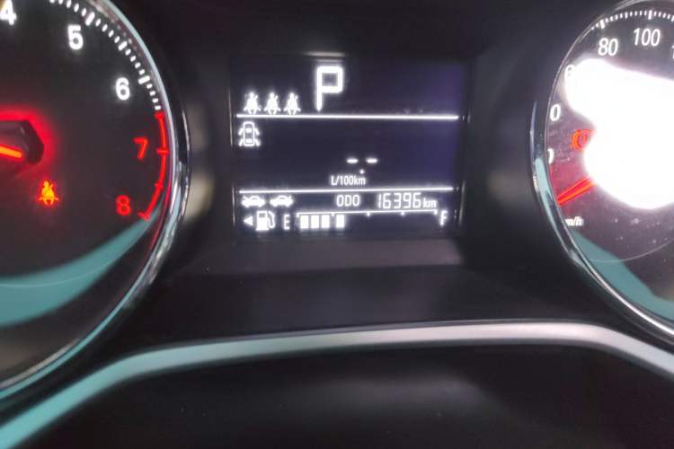 Used Chevrolet Cavalier 2022 325T Automatic Enjoyment Edition Odometer Close Up