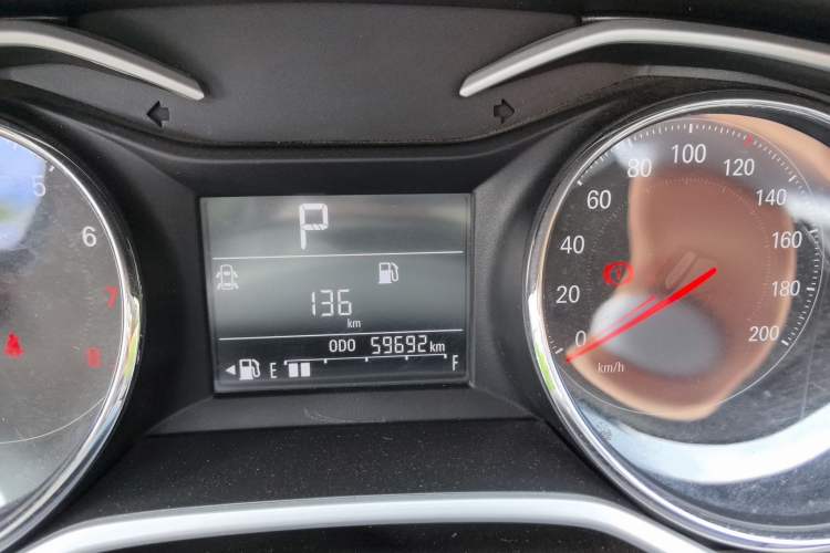 Used Chevrolet Cavalier 2022 325T Automatic Enjoyment Edition Odometer Close Up