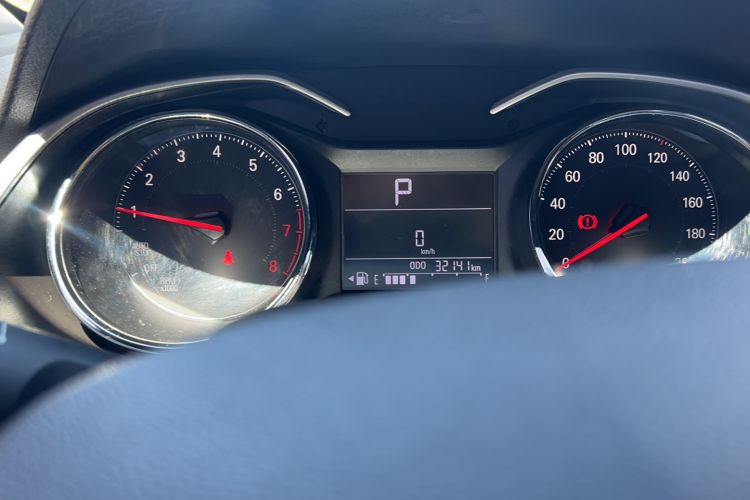 Used Chevrolet Cavalier 2022 325T Automatic Enjoyment Edition Odometer Close Up