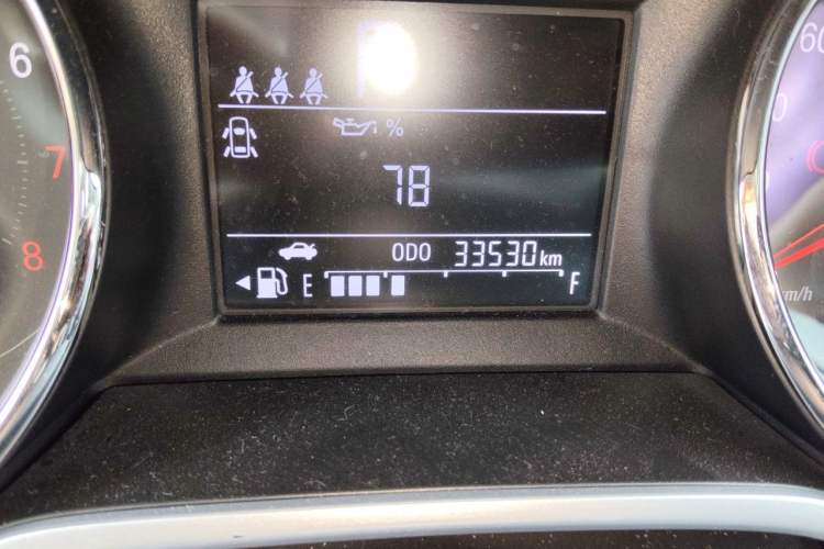 Used Chevrolet Cavalier 2022 325T Automatic Enjoyment Edition Odometer Close Up