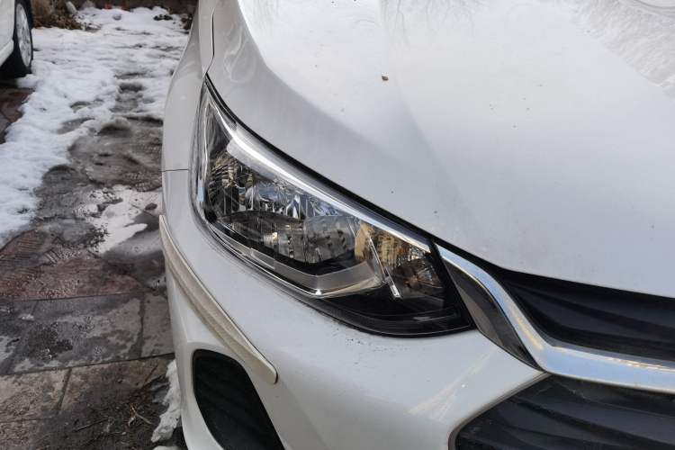 Used Chevrolet Cavalier 2022 325T Automatic Enjoyment Edition Right Front Headlight