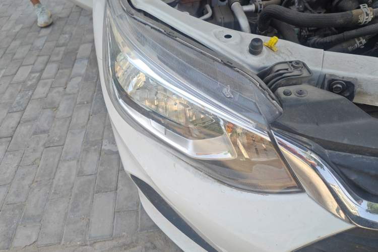 Used Chevrolet Cavalier 2022 325T Automatic Enjoyment Edition Right Front Headlight