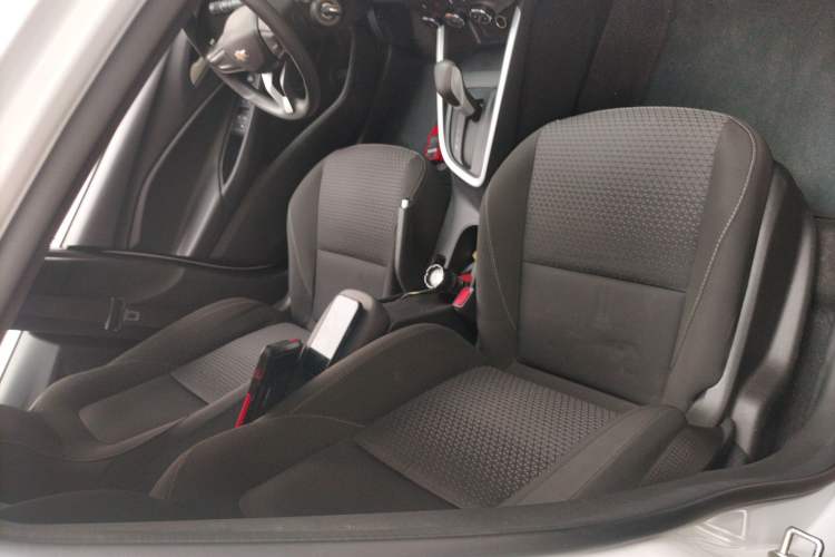 Used Chevrolet Cavalier 2022 325T Automatic Enjoyment Edition Right Front Seat