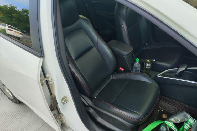 Used Chevrolet Cavalier 2022 325T Automatic Enjoyment Edition Right Front Seat
