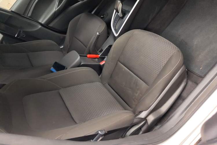 Used Chevrolet Cavalier 2022 325T Automatic Enjoyment Edition Right Front Seat