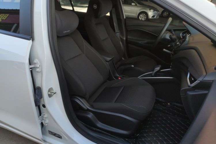 Used Chevrolet Cavalier 2022 325T Automatic Enjoyment Edition Right Front Seat