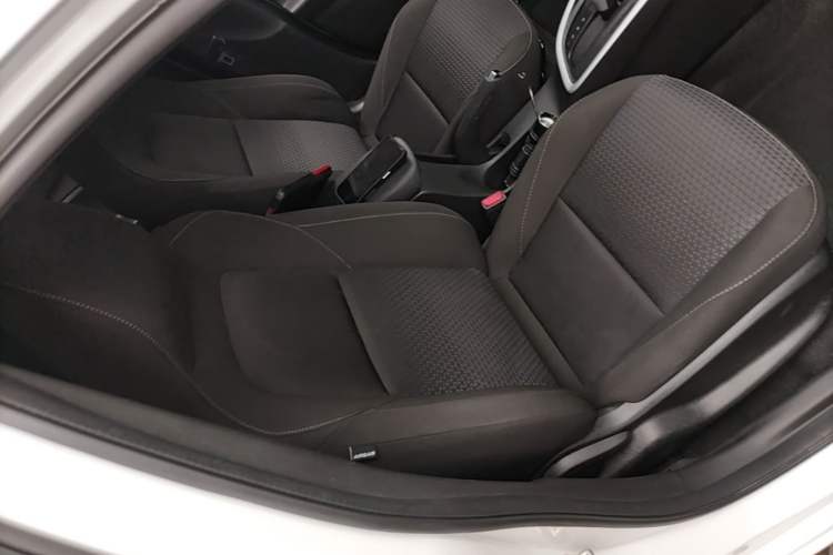 Used Chevrolet Cavalier 2022 325T Automatic Enjoyment Edition Right Front Seat