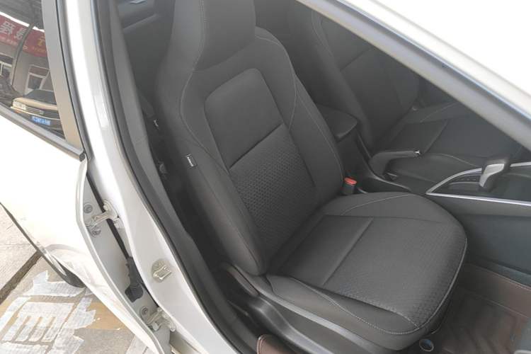 Used Chevrolet Cavalier 2022 325T Automatic Enjoyment Edition Right Front Seat